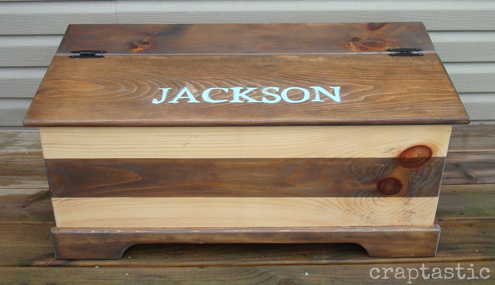 making a toy chest from wood